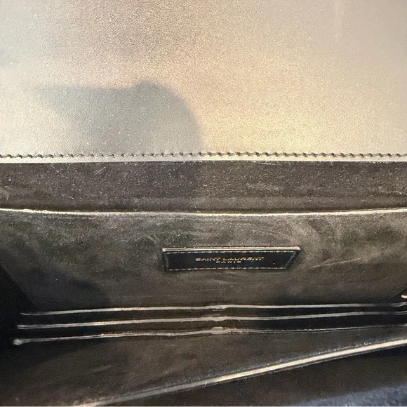 Saint Laurent Black Boston shoulder bag - Picture 5 of 14